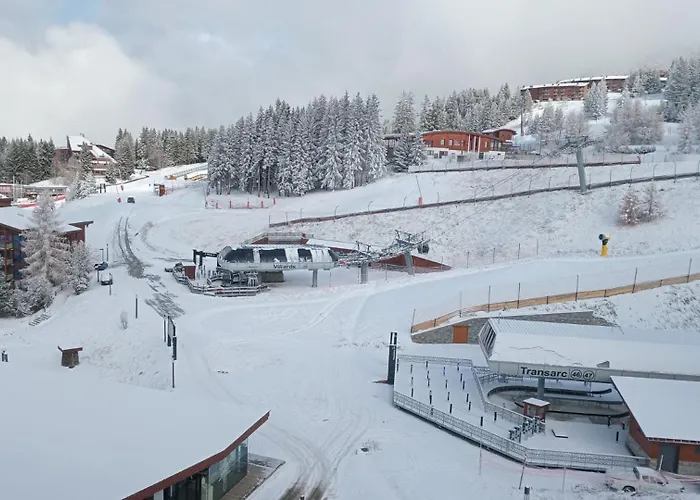 Arcs 1800: 5/6 People View Mont Blanc *